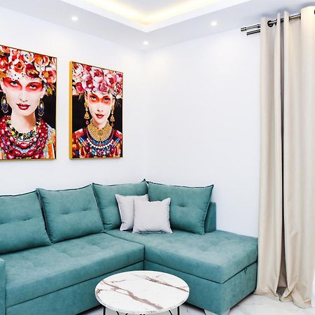 La Perla Apartments Каламата Екстериор снимка