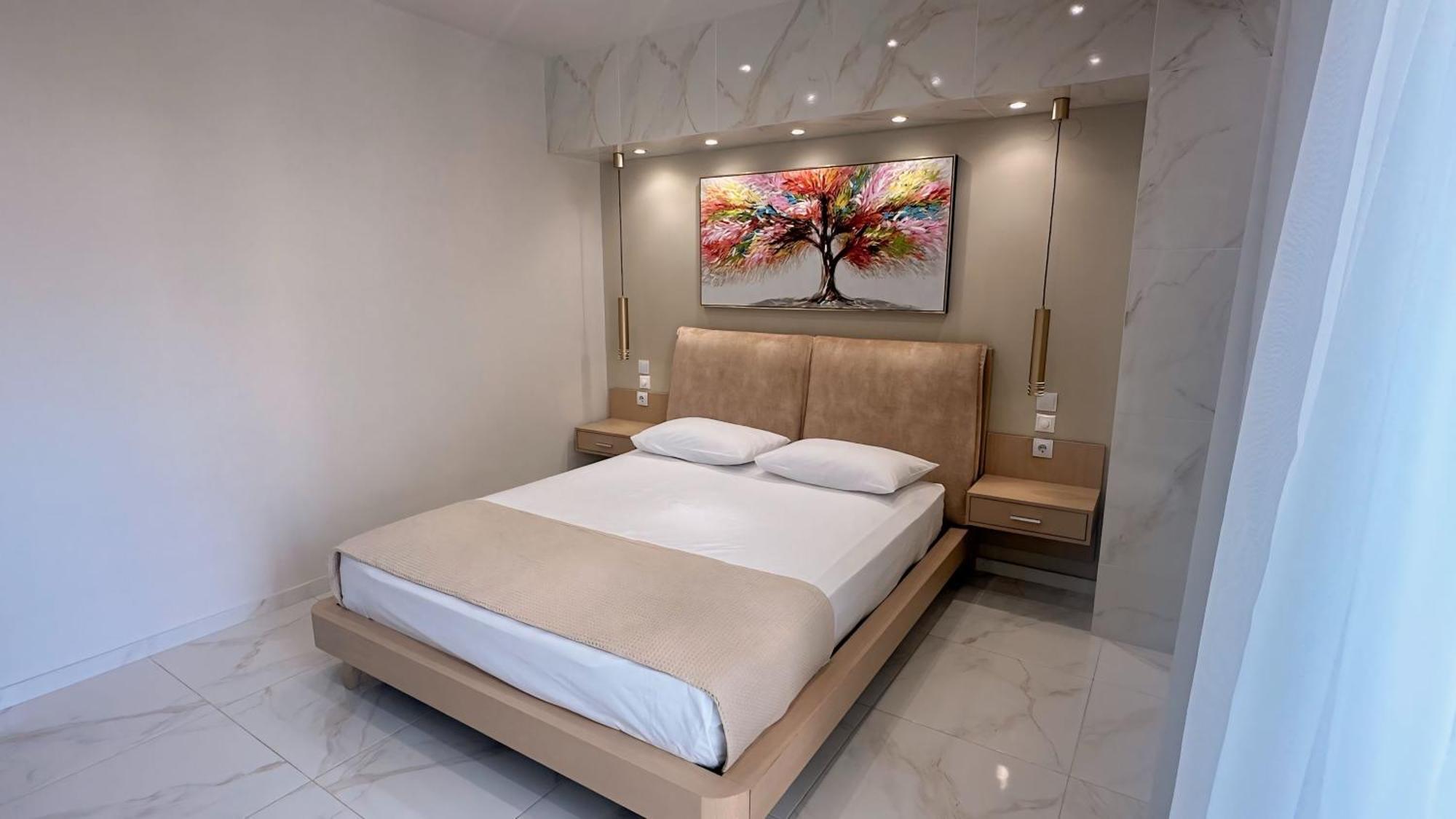La Perla Apartments Каламата Екстериор снимка
