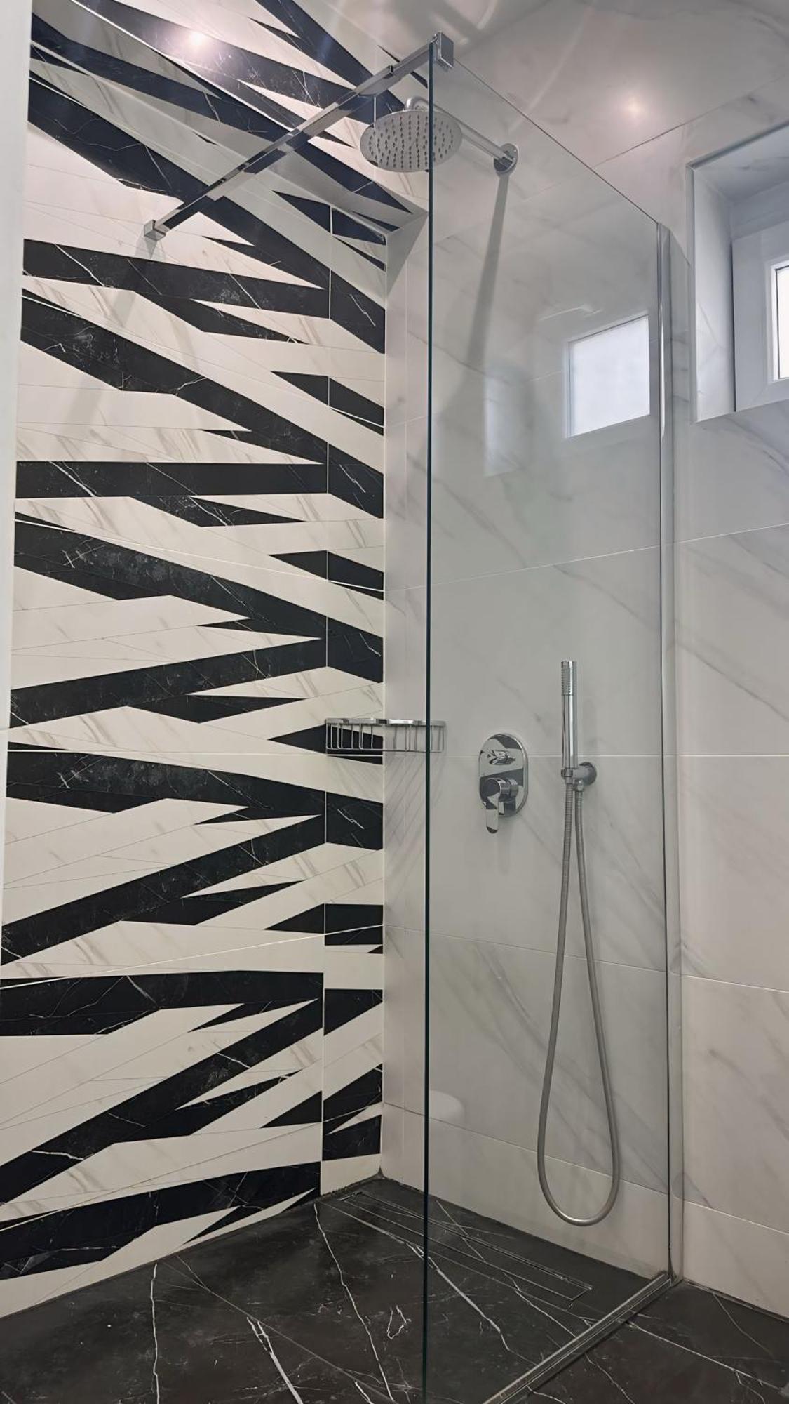 La Perla Apartments Каламата Екстериор снимка