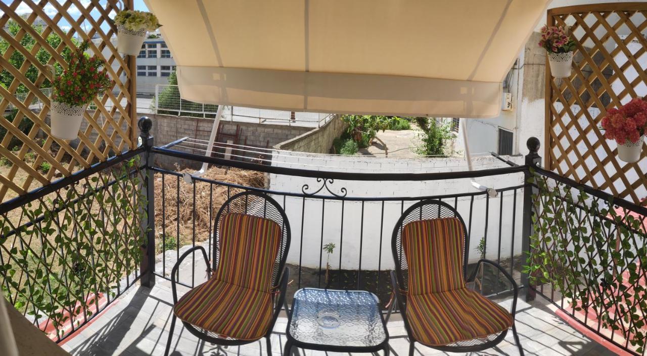 La Perla Apartments Каламата Екстериор снимка